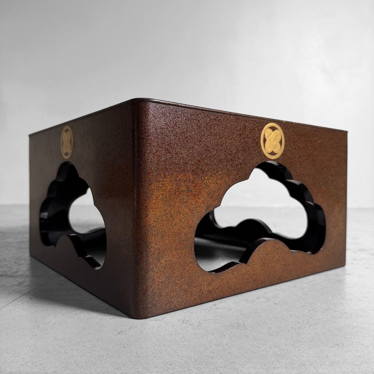 Japanese Lacquered Jubako-dai Display Stand with Gold Kamon, 1920s