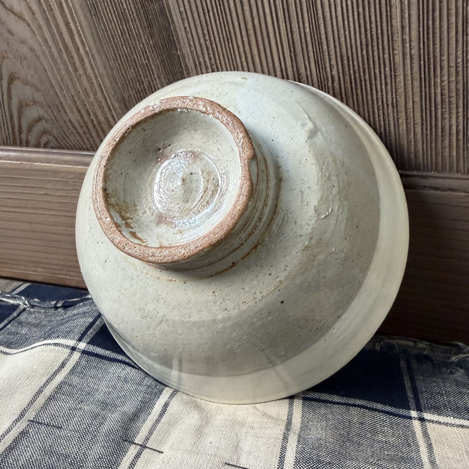 Japanese Matcha Chawan in Kohiki Style, 1950s Japanese Matcha Chawan in Kohiki Style, 1950s