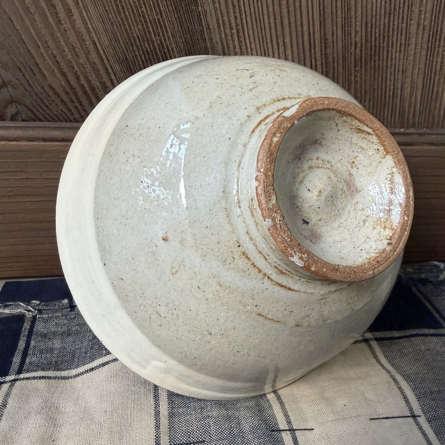 Japanese Matcha Chawan in Kohiki Style, 1950s Japanese Matcha Chawan in Kohiki Style, 1950s