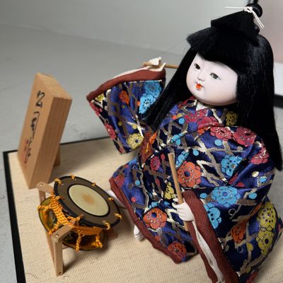 Japanese Ichimatsu Dolls, Gogatsu Ningyō, Glass Display Case, 1970s
