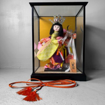 ​Japanse Pop, Hina-ningyō, Girl's Day, 1970s