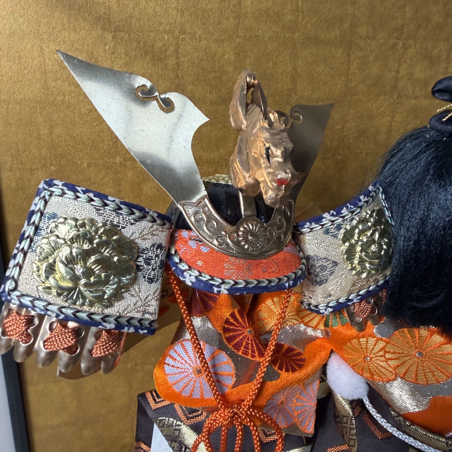 Japanese Hina-ningyō Warrior in Glass Display, “Hatsujin”, 1978