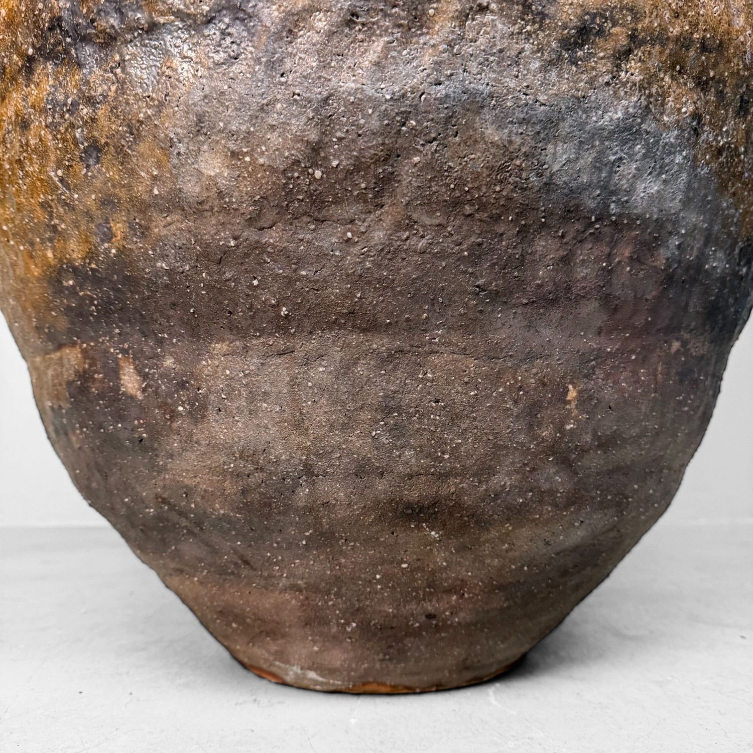 Large Shigaraki Tsubo – Monumental Floor Vase, 1940s
