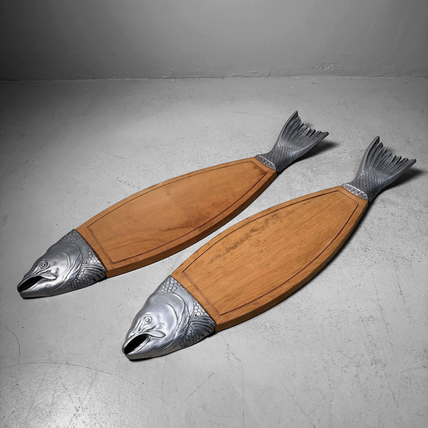 Vintage Fish-Shaped Serving Board “Salmon”, Japan, 1960s