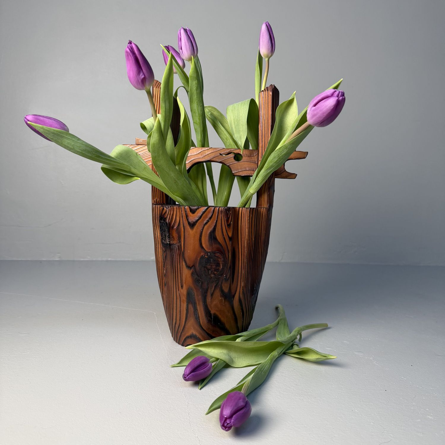 Sugi Houten Japanse Ikebana met Koperen Reservoir, 1960s