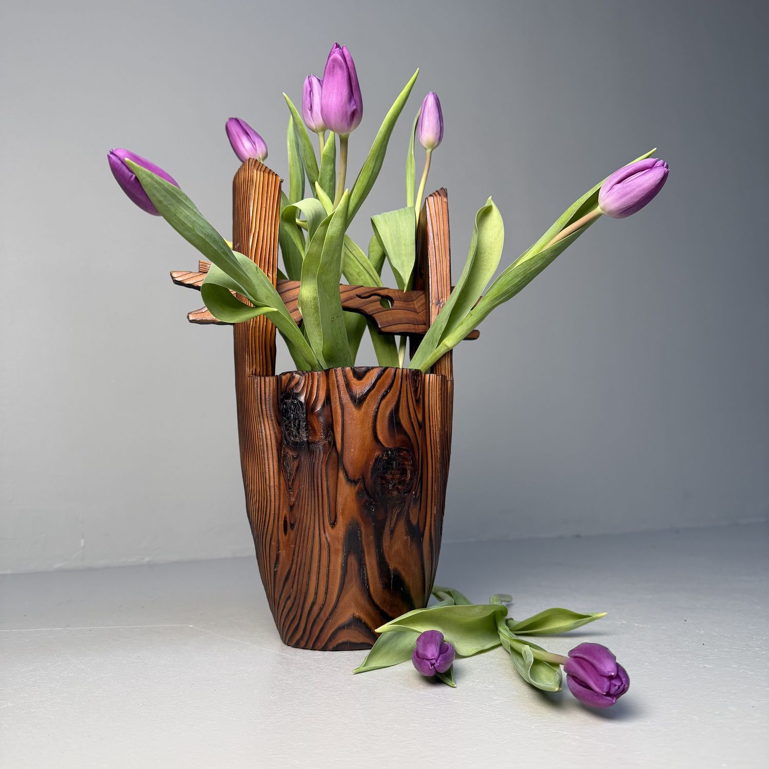 Sugi Houten Japanse Ikebana met Koperen Reservoir, 1960s