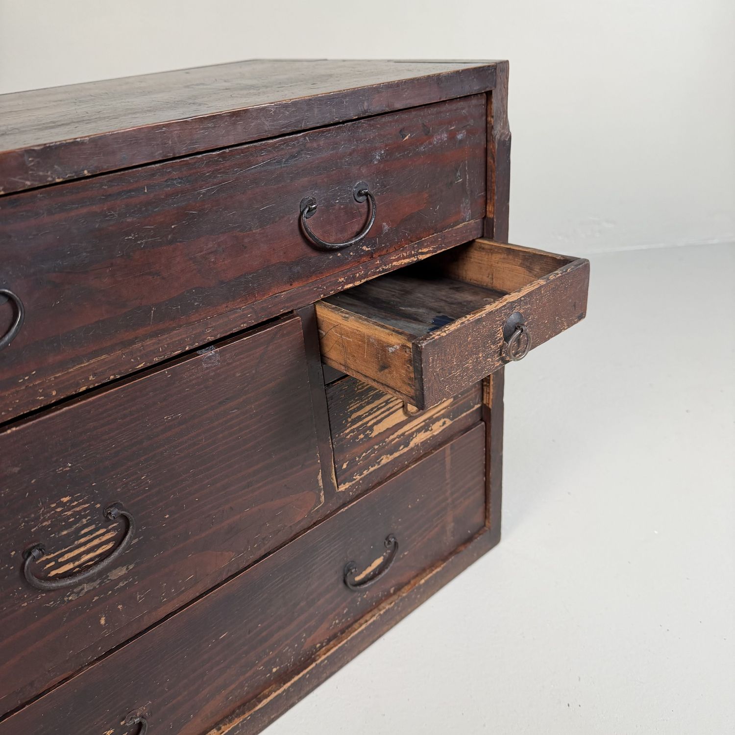 Japanese Kodansu Storage Chest, Small Tansu Drawer Cabinet, 1910s Japanese Kodansu Storage Chest, Small Tansu Drawer Cabinet, 1910s