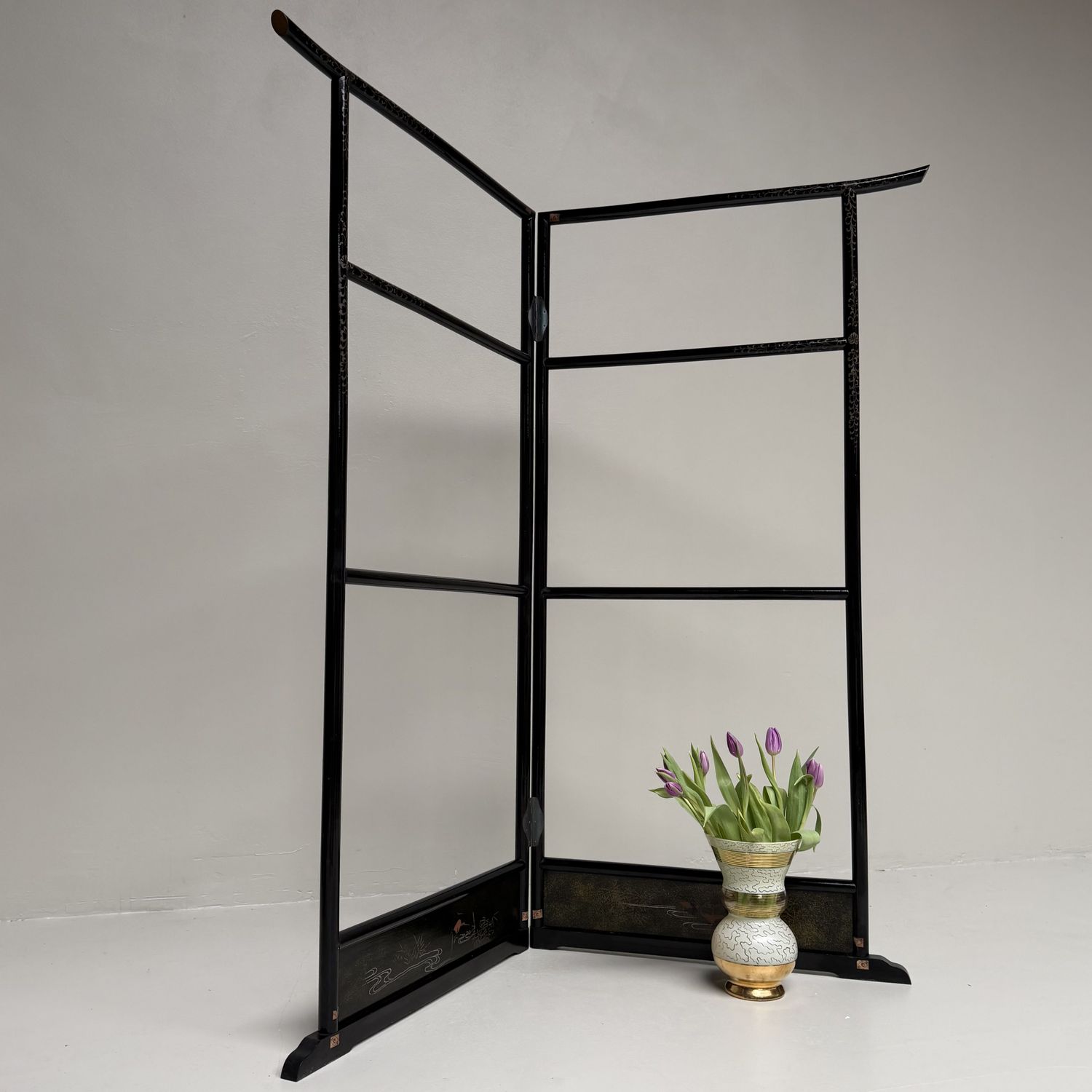 Antique Japanese Kimono Hanger, Black Lacquer Ikō with Cranes, 1920s