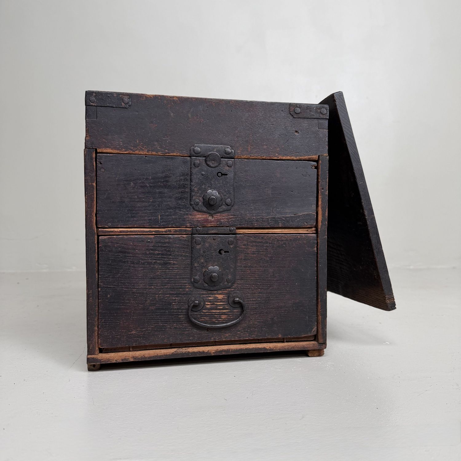 Japans Bunko Schrijfmeubel, Draagbaar Documentkastje, 1900s
