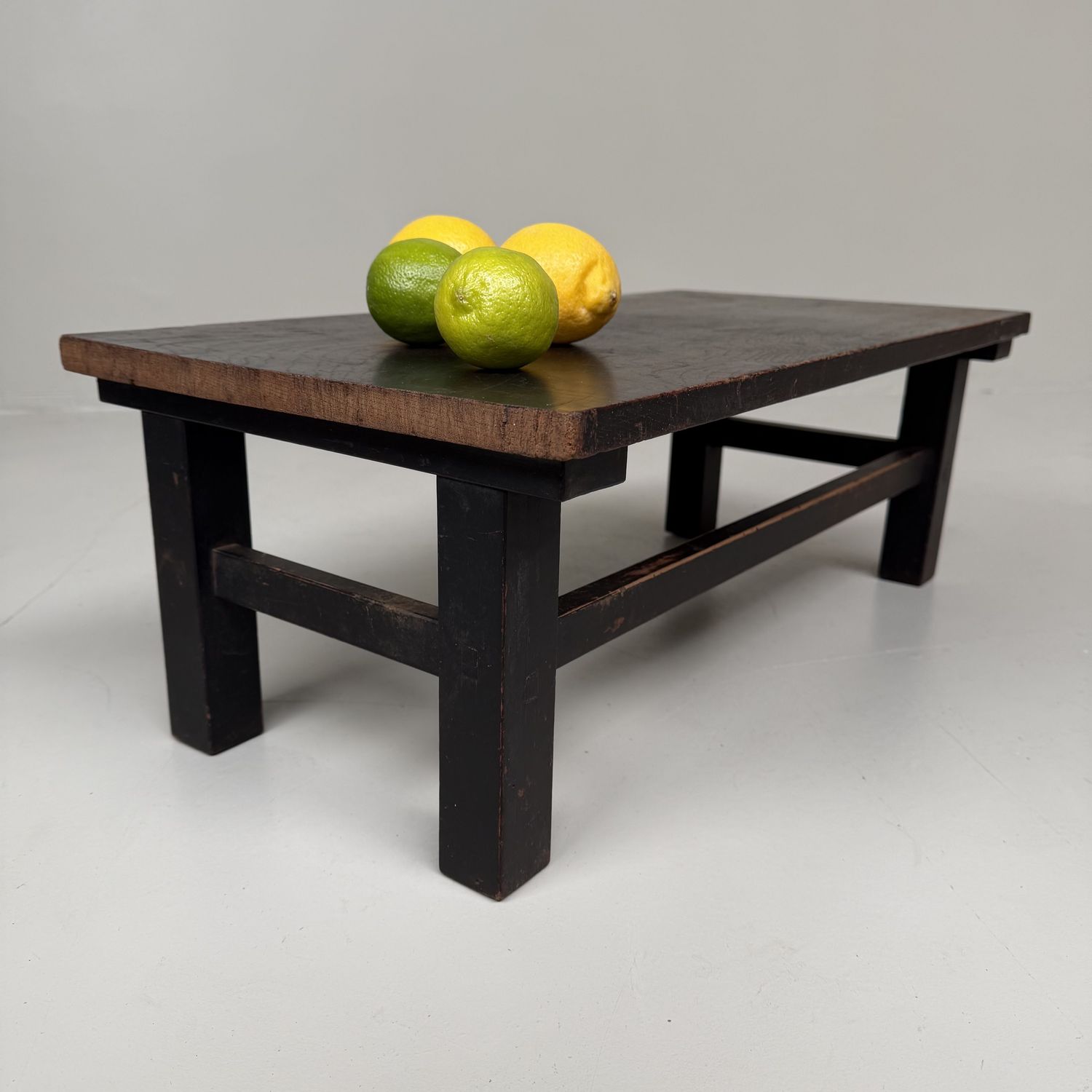 Japanese Minimalist Low Writing Table, Mingei, 1910s Japanese Minimalist Low Writing Table, Mingei, 1910s