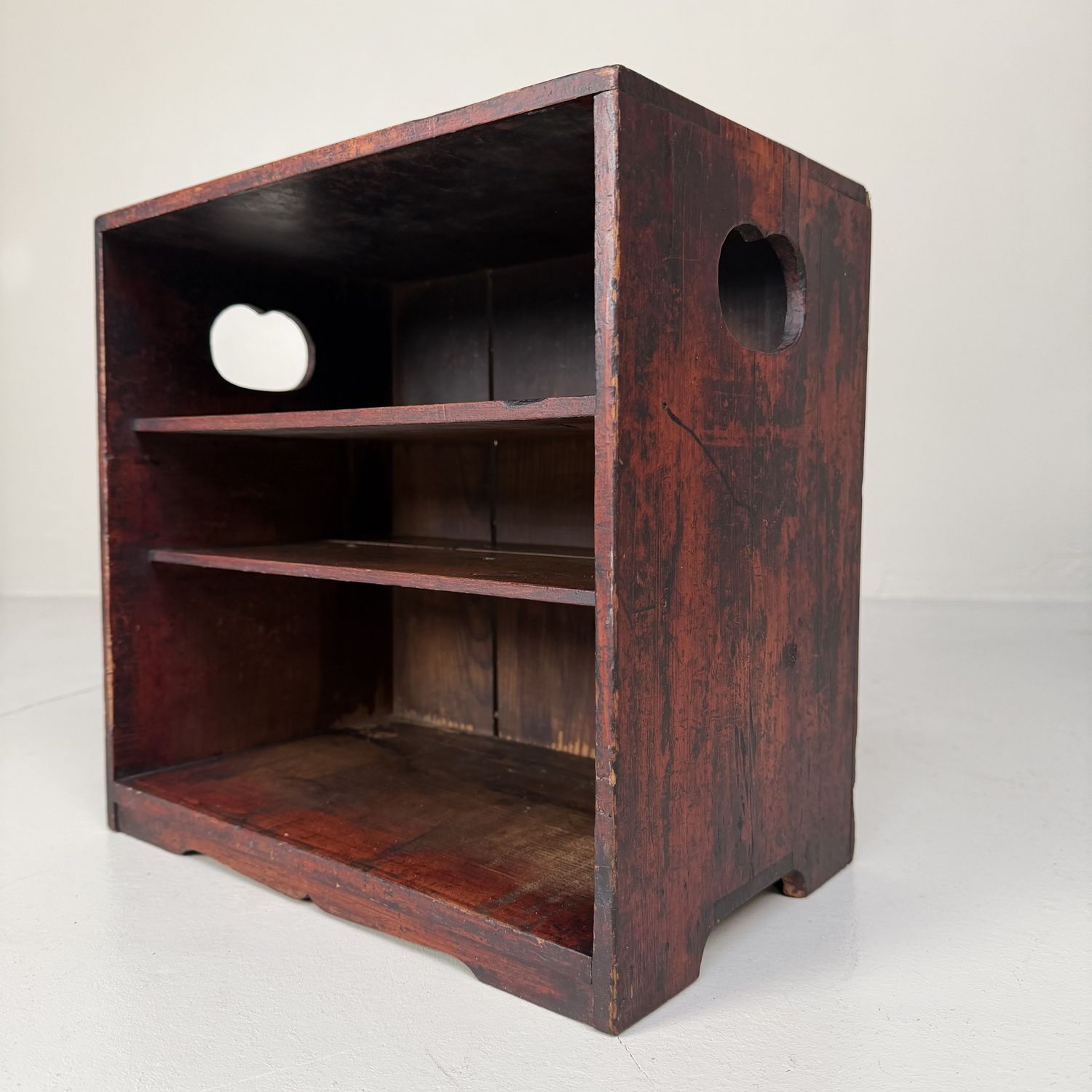 Japans Open Tafelkastje in roodbruin hout, 1910s