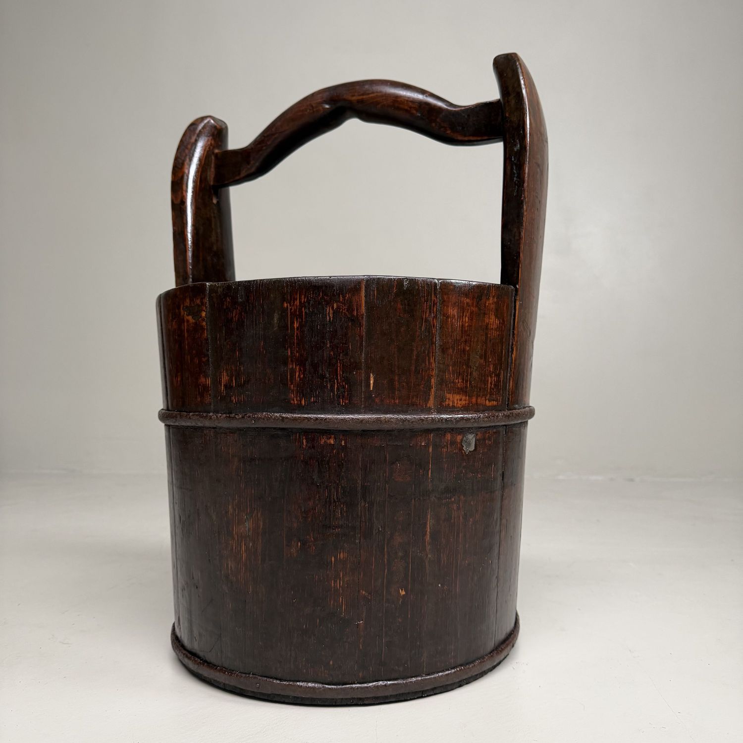 Grote Traditionele Japanse Emmer met Draagbeugel – Teoke, 1900s