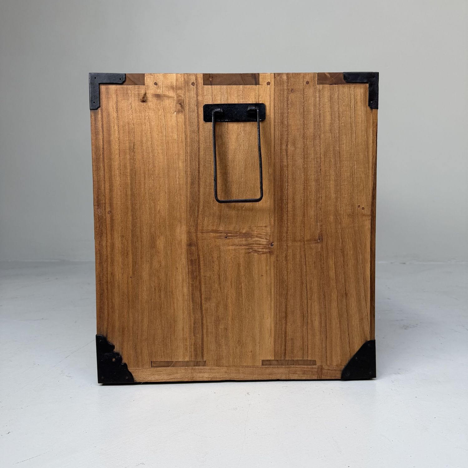 Traditional Japanese Kimono Tansu Chest, 1920s