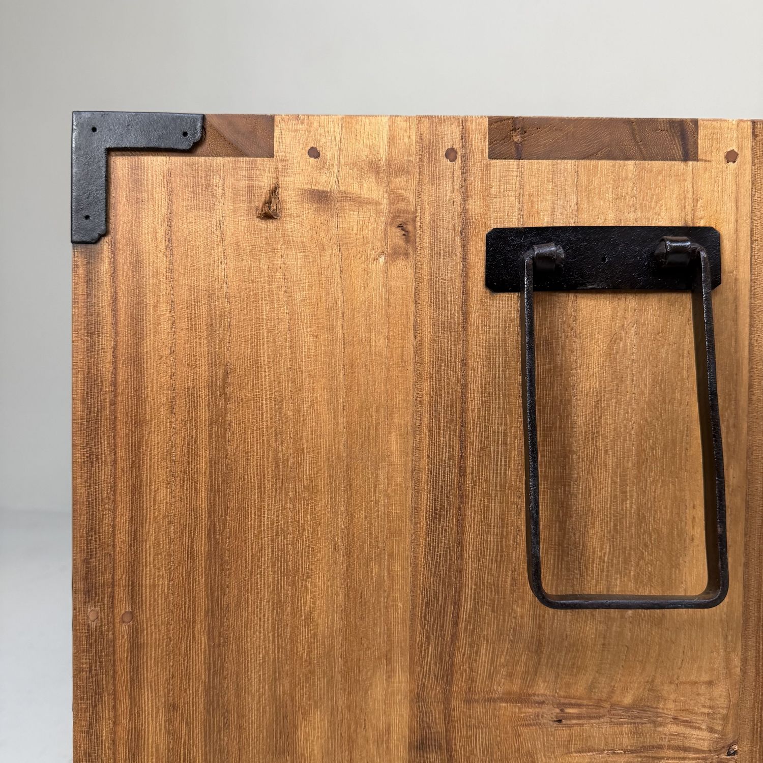 Traditional Japanese Kimono Tansu Chest, 1920s
