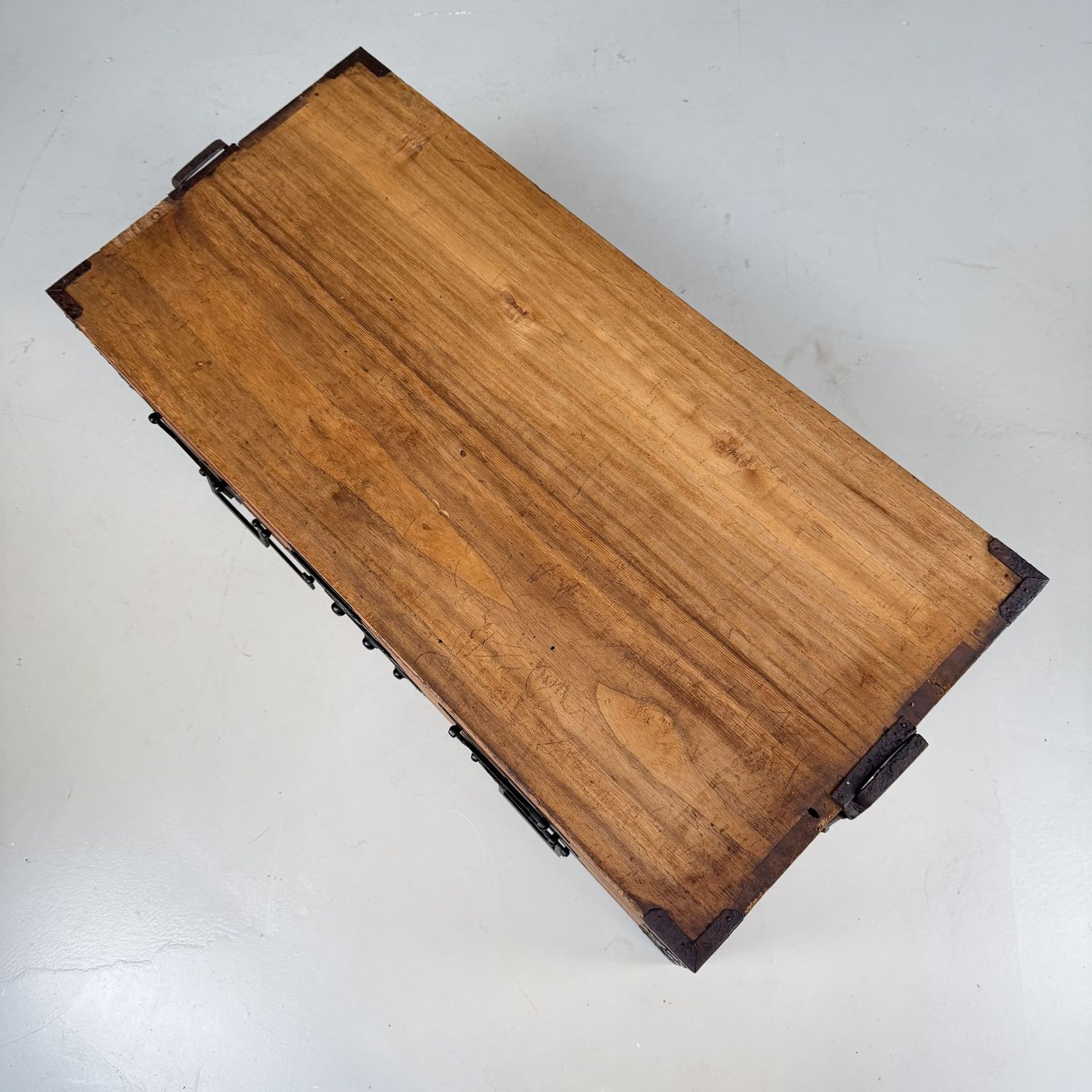 Large Japanese Kimono Tansu Chest – 1920s