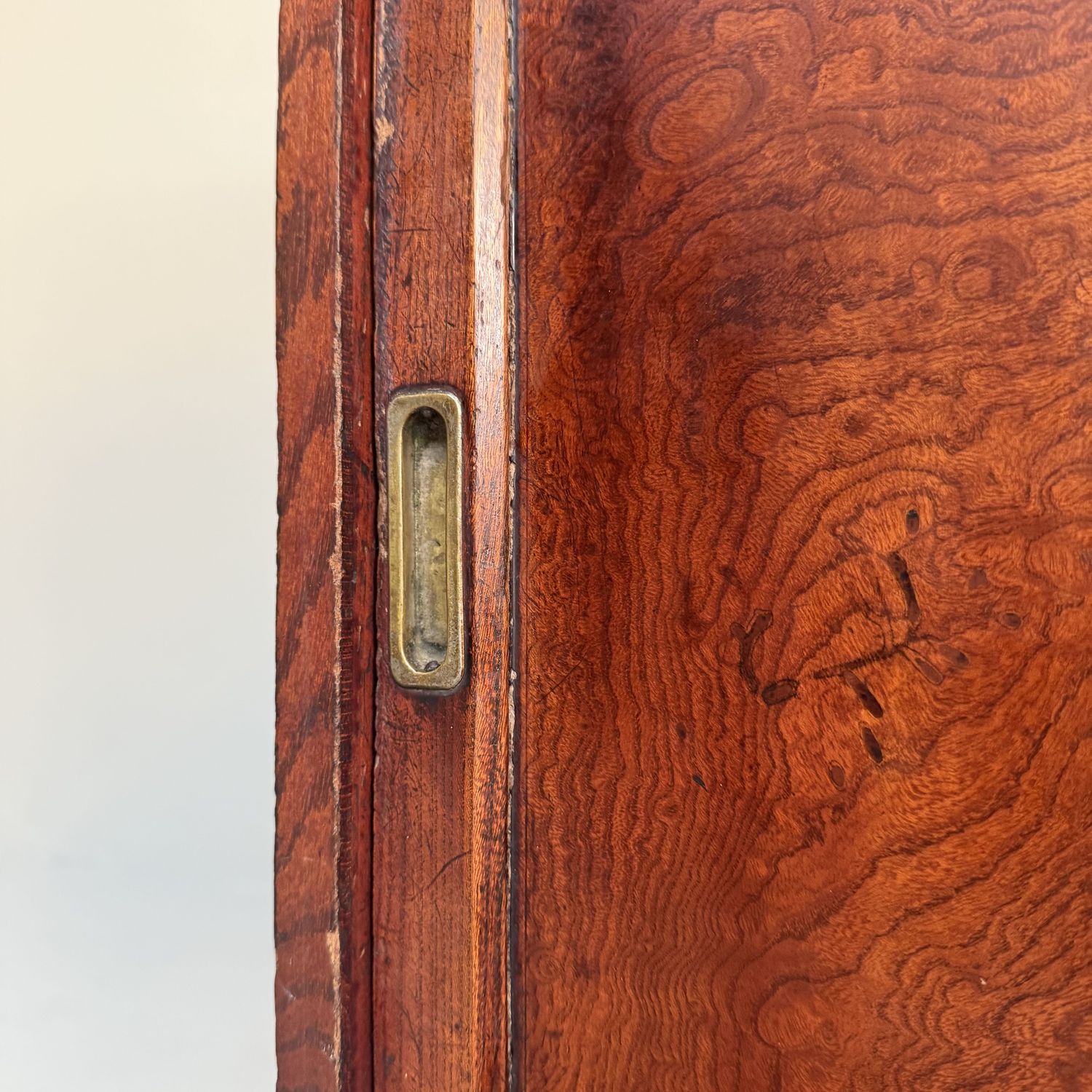 Elegant Japanese Tea Cabinet / Storage Cabinet – 1910s–1920s