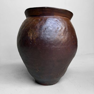 Japanese ceramics & porcelain | Black Market Antwerp – Black