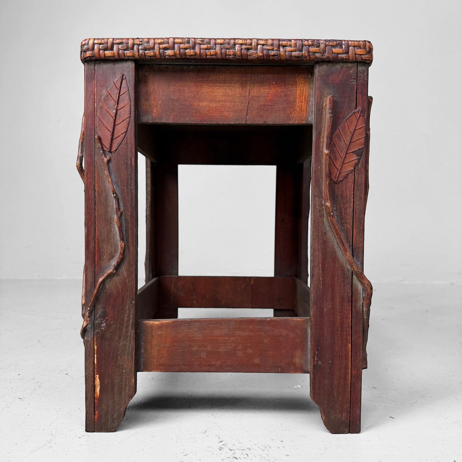 Japans Decoratief Krukje met Organische Details – 1950s