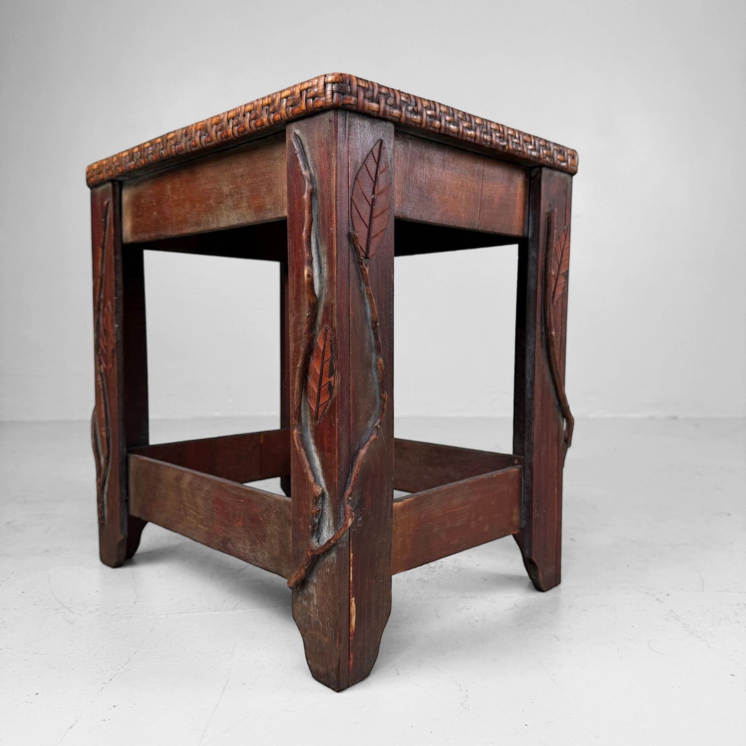 Japans Decoratief Krukje met Organische Details – 1950s
