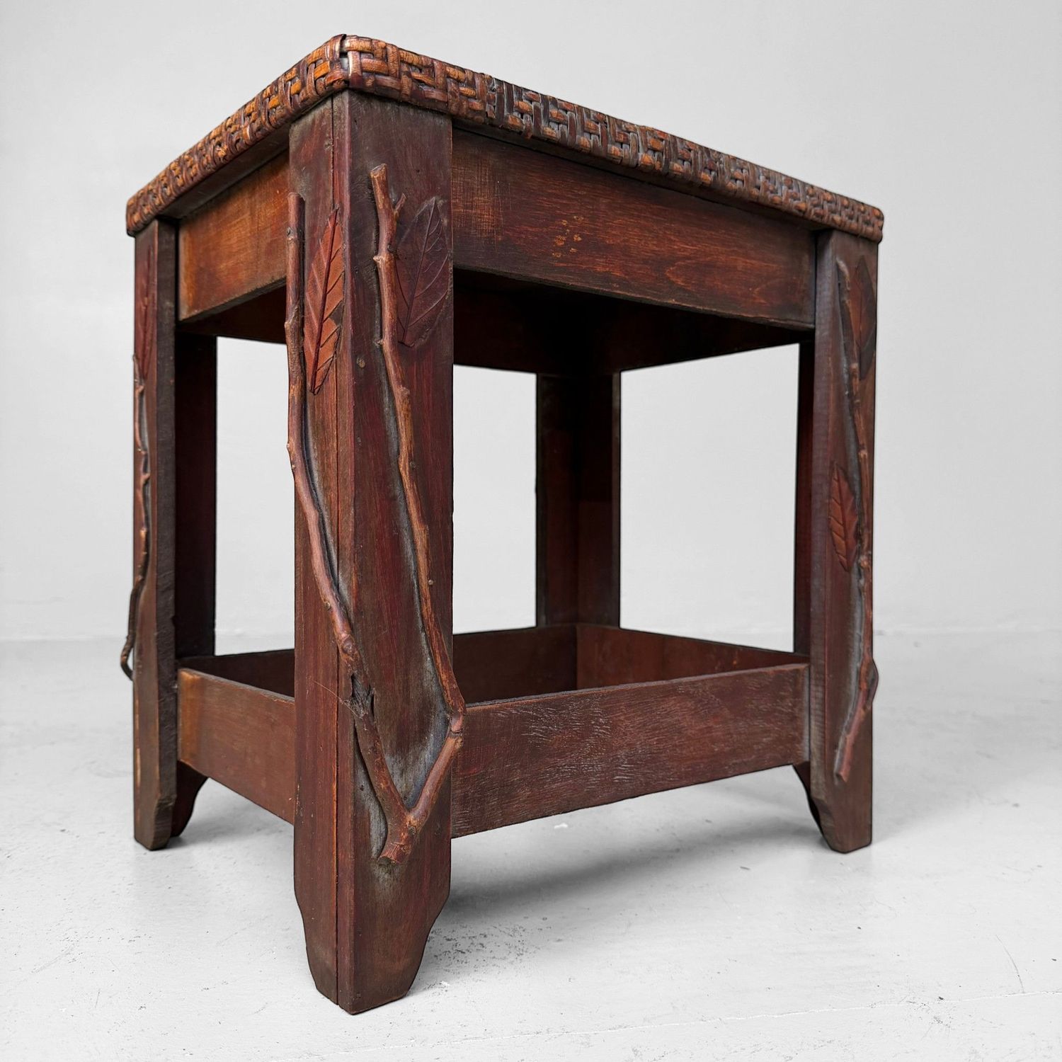 Japans Decoratief Krukje met Organische Details – 1950s