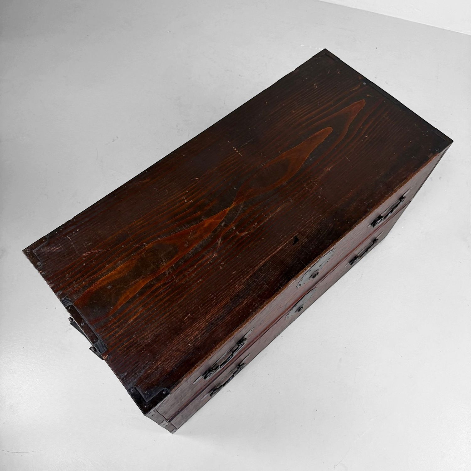 Japanese Low Kimono Tansu with Two Drawers, 1900s