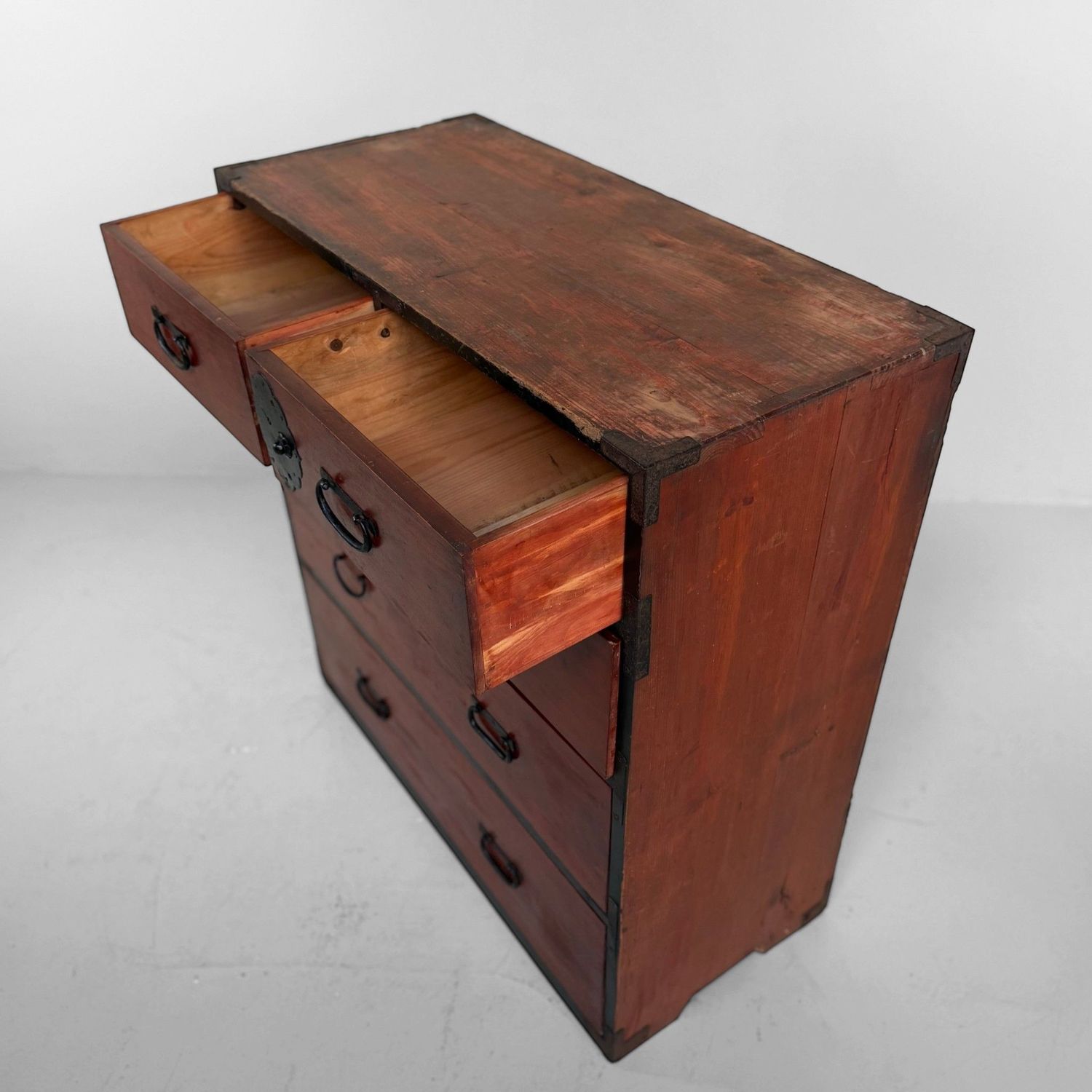 Japanese Kimono Tansu, Storage Chest, Drawer Cabinet, 1880–1910 Japanese Kimono Tansu, Storage Chest, Drawer Cabinet, 1880–1910