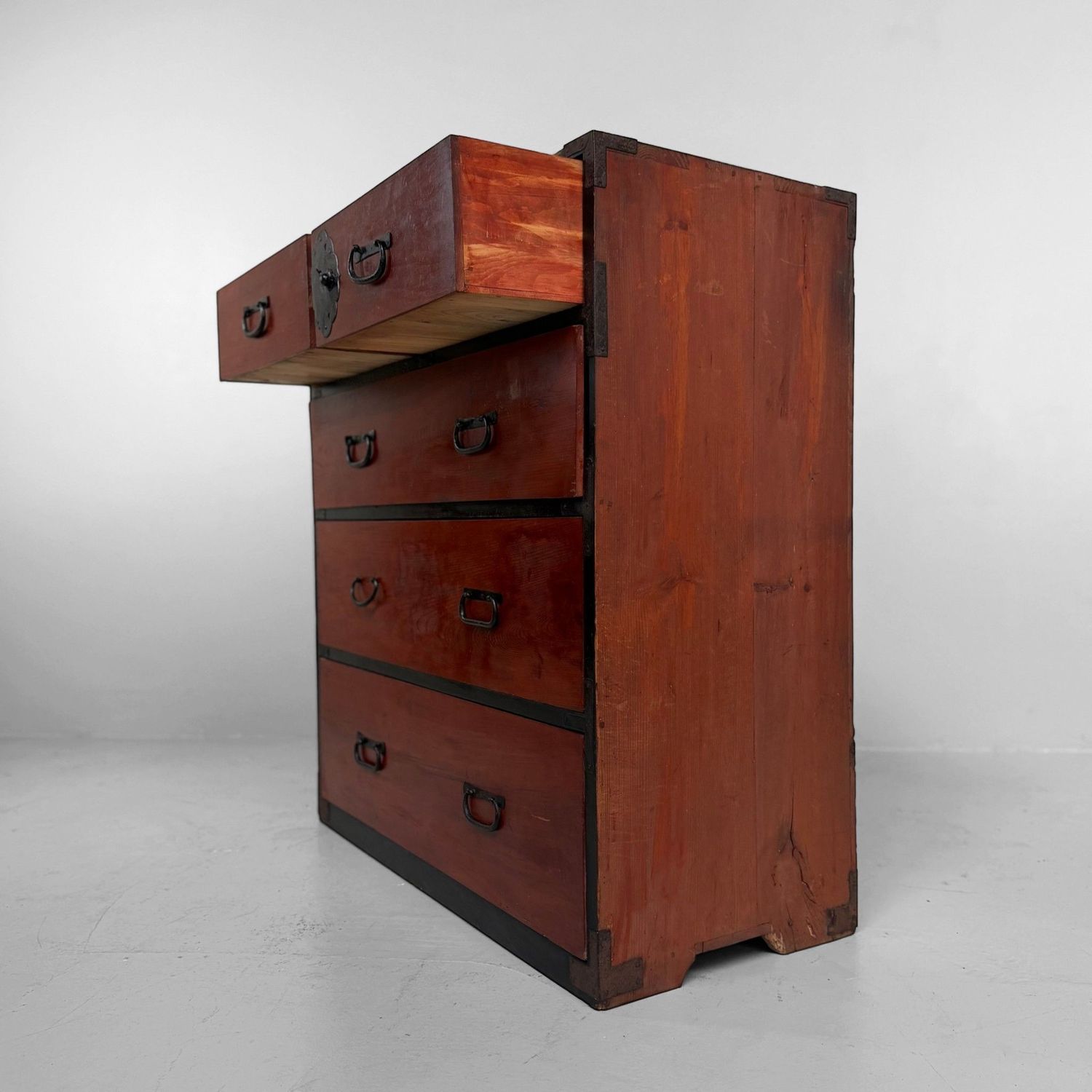 Japanese Kimono Tansu, Storage Chest, Drawer Cabinet, 1880–1910 Japanese Kimono Tansu, Storage Chest, Drawer Cabinet, 1880–1910