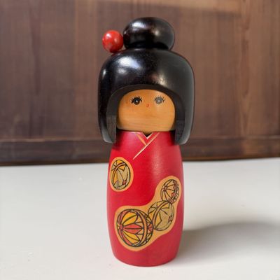 Vintage Sōsaku Kokeshi with Temari Motif, 1980s Vintage Sōsaku Kokeshi with Temari Motif, 1980s