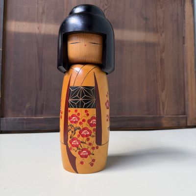 Vintage Sōsaku Kokeshi door Sato Suigai, 1970s