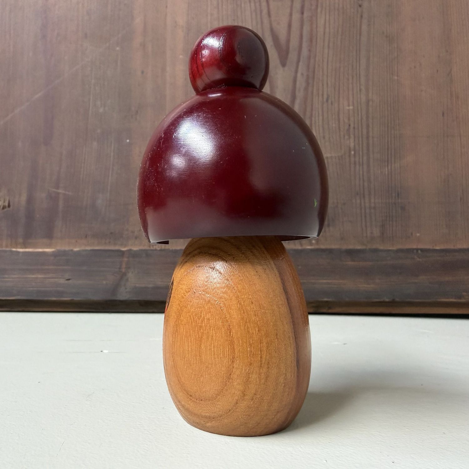 Vintage Sōsaku Kokeshi “Mebae” door Miyashita Hajime, 1980s