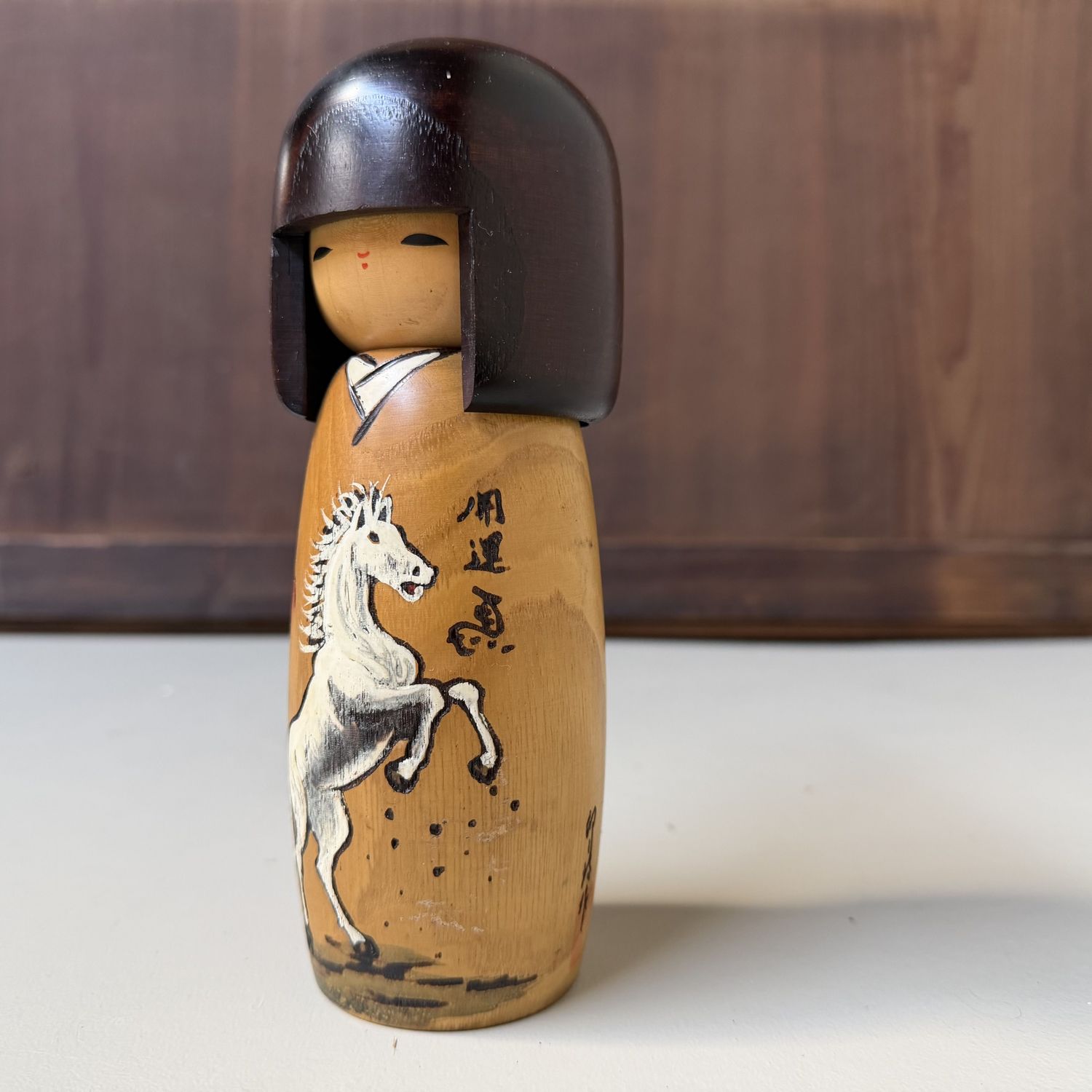 Vintage Kokeshi “Kaiun Uma” door Okamoto Usaburo, 1970s