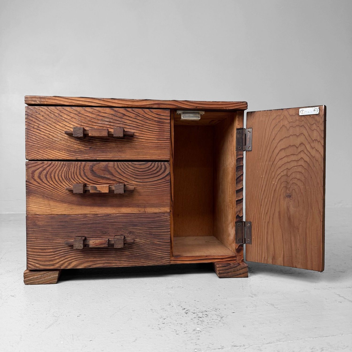 Japans Sugi Opbergmeubeltje met Laden en Deurtje, 1950s–1960s