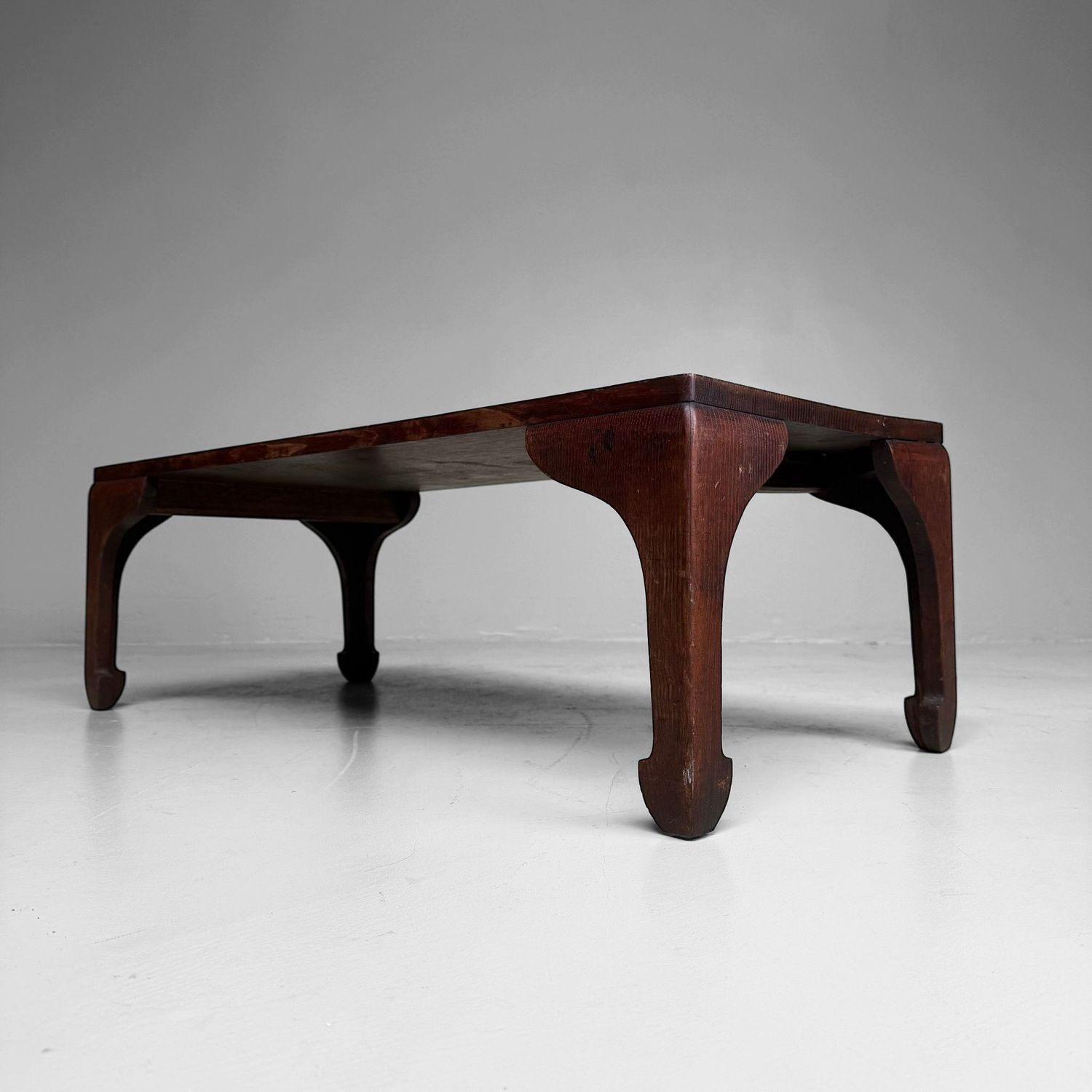 Antique Low Japanese Zataku Table, 1920s Antique Low Japanese Zataku Table, 1920s
