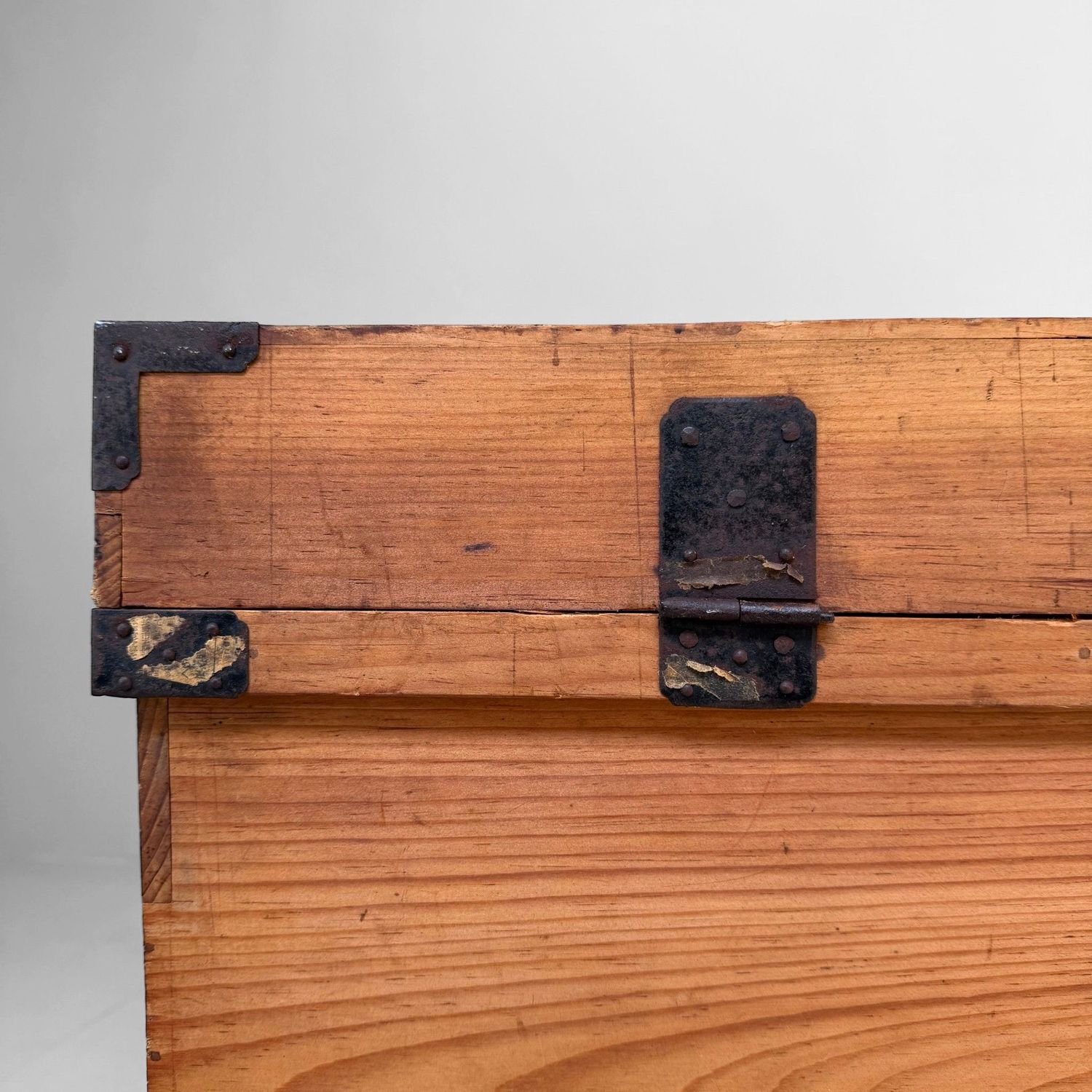 Antieke Japanse Nagamochi Tansu Opbergkist, 1880–1900