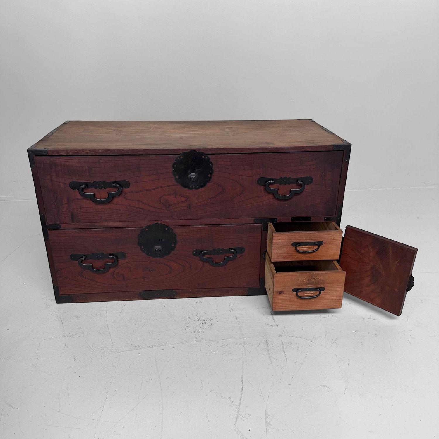 Antique Japanese Kimono Tansu / Low Display Cabinet, c. 1910