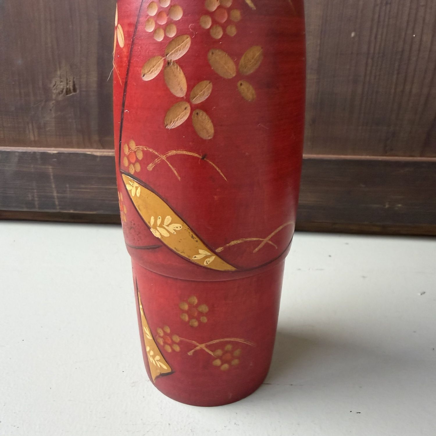 Vintage Japanse Kokeshi “Camellia Girl” door Kazuo Takamizawa, 1970s Vintage Japanse Kokeshi “Camellia Girl” door Kazuo Takamizawa, 1970s