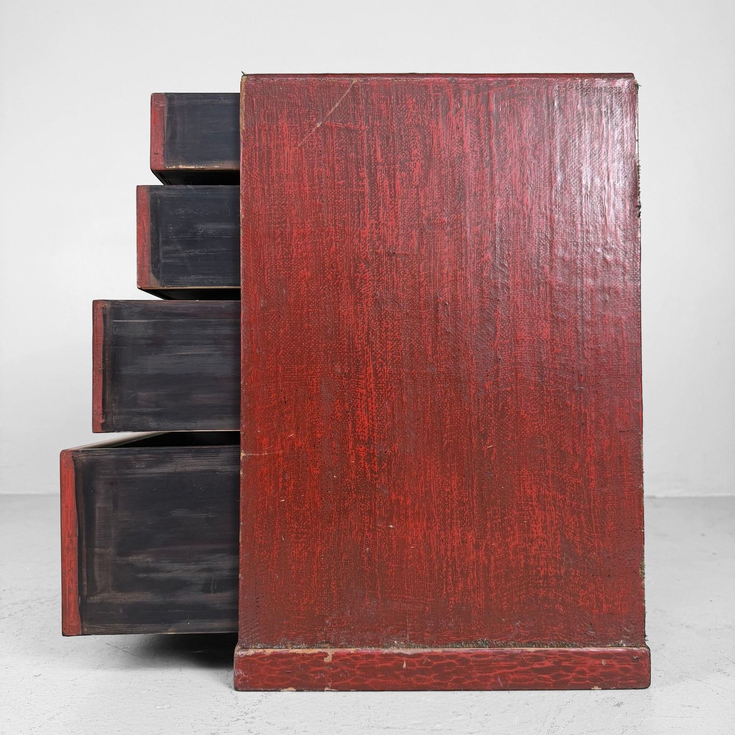 Antiek Japans Ladekastje ‘Kiku’, Klein Opbergmeubel, ca. 1920