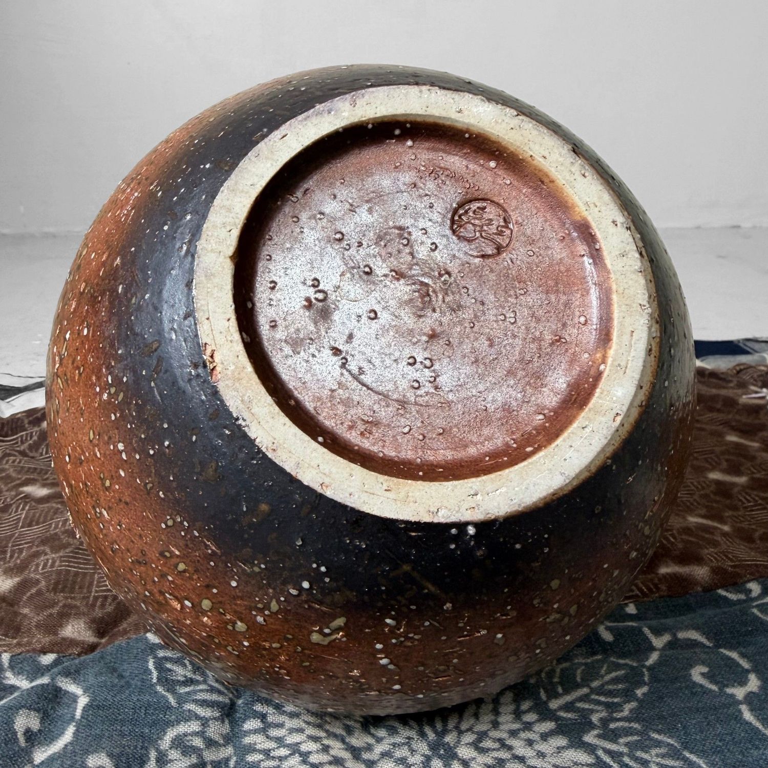 Vintage Japanese Shigaraki-yaki Ikebana Vase, 1970–1980