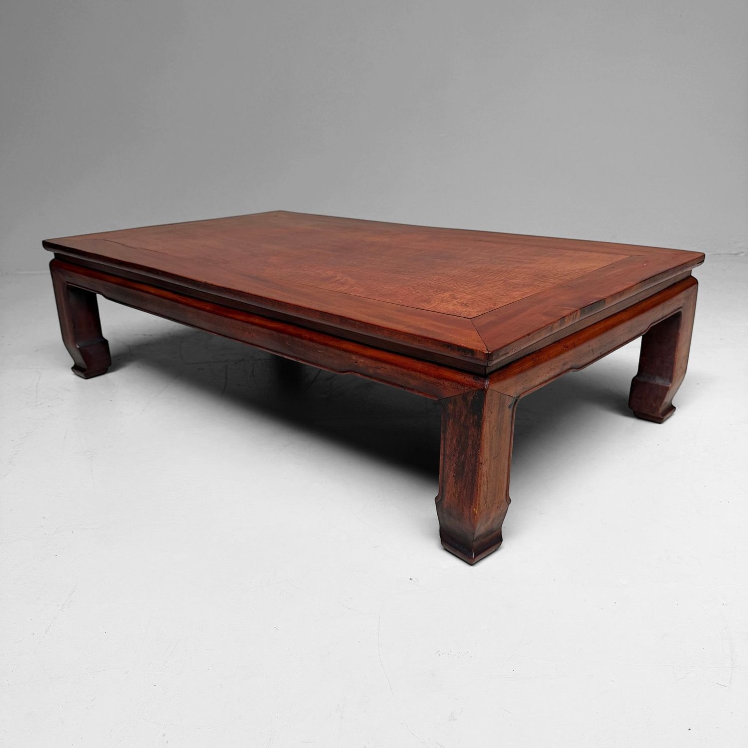 Japanese furniture & tansu in Antwerp | Black Market – Black