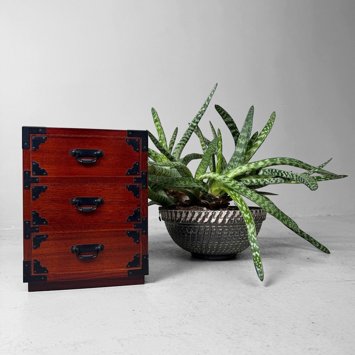 Vintage Japans Mini-Tansu Kastje met Drie Lades, 1980s