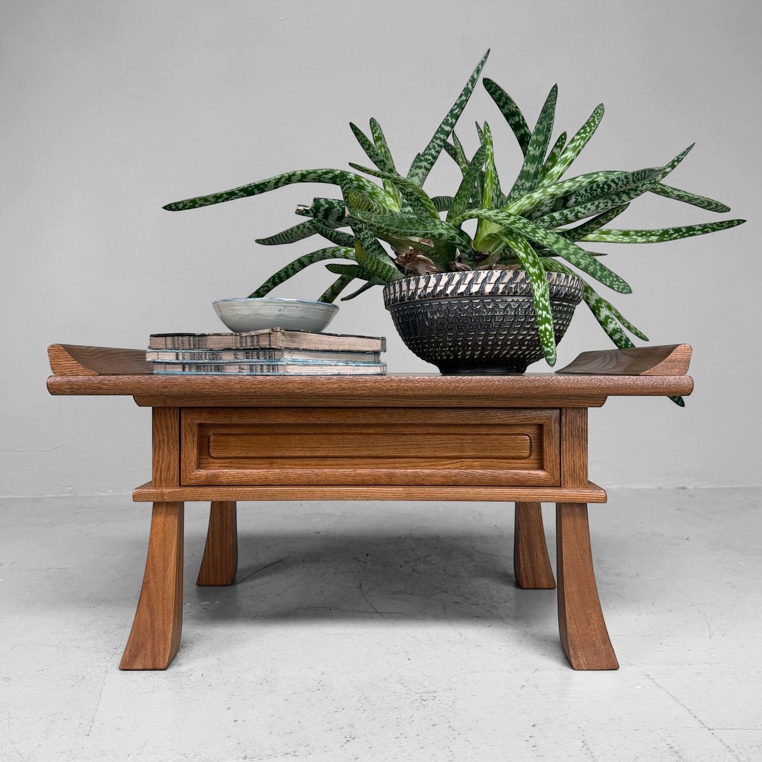 Vintage Japans Displaytafeltje met Lade, 1960–1970s