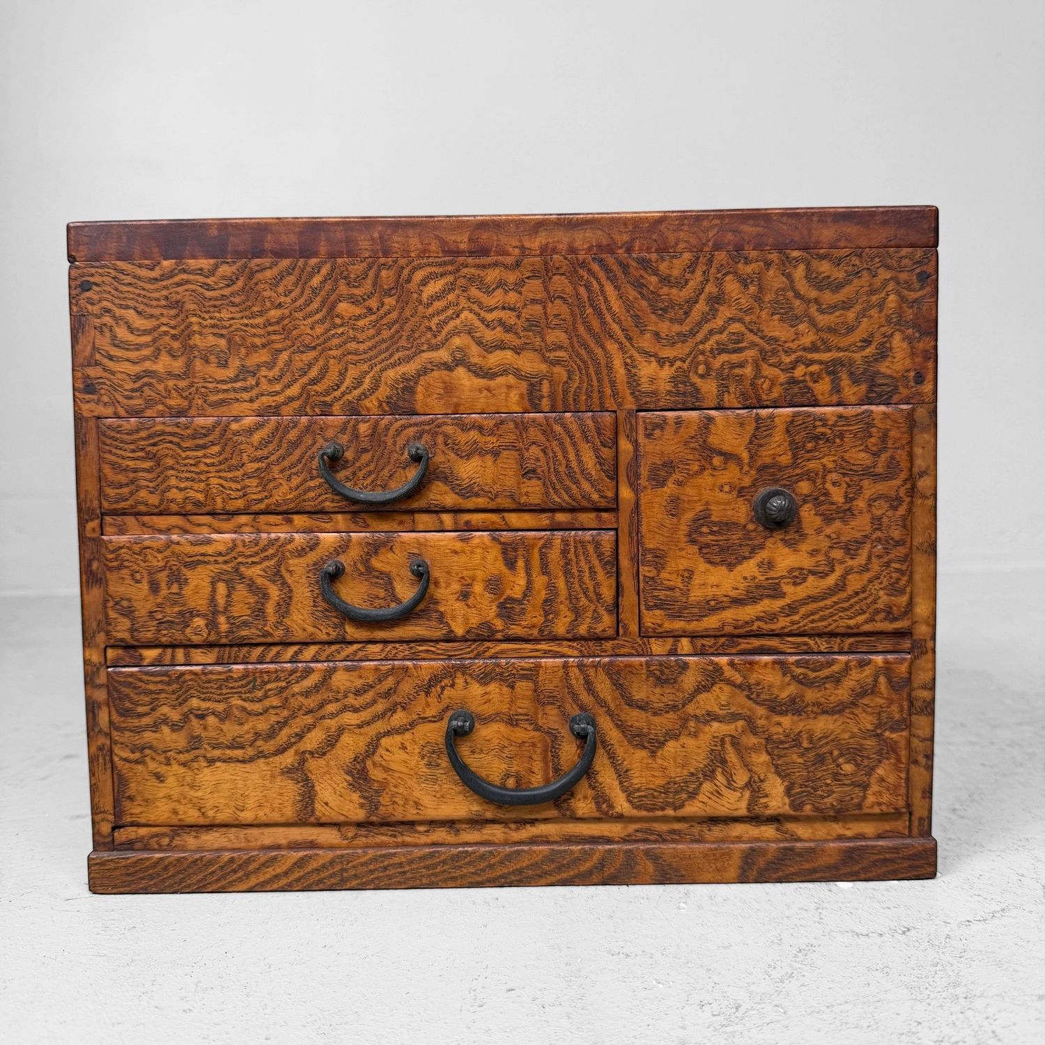 Small Japanese furniture & haribako | Black Market Antwerp – Black