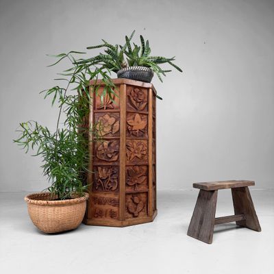 Hoge Japanse Houten Kadai Displayzuil, Plantenstaander, 1996