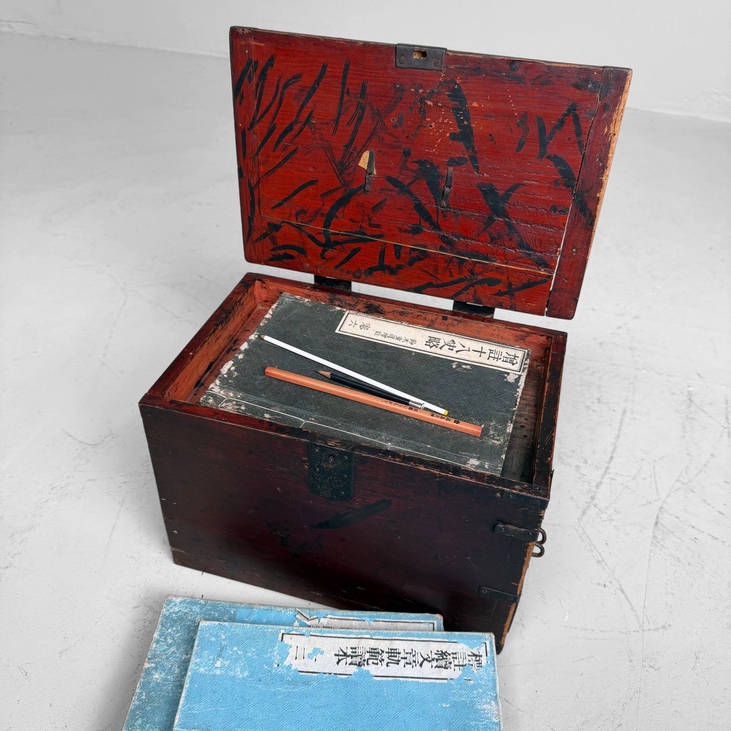 Rare Japanese Suzuribako Calligraphy Box, 1870–1890