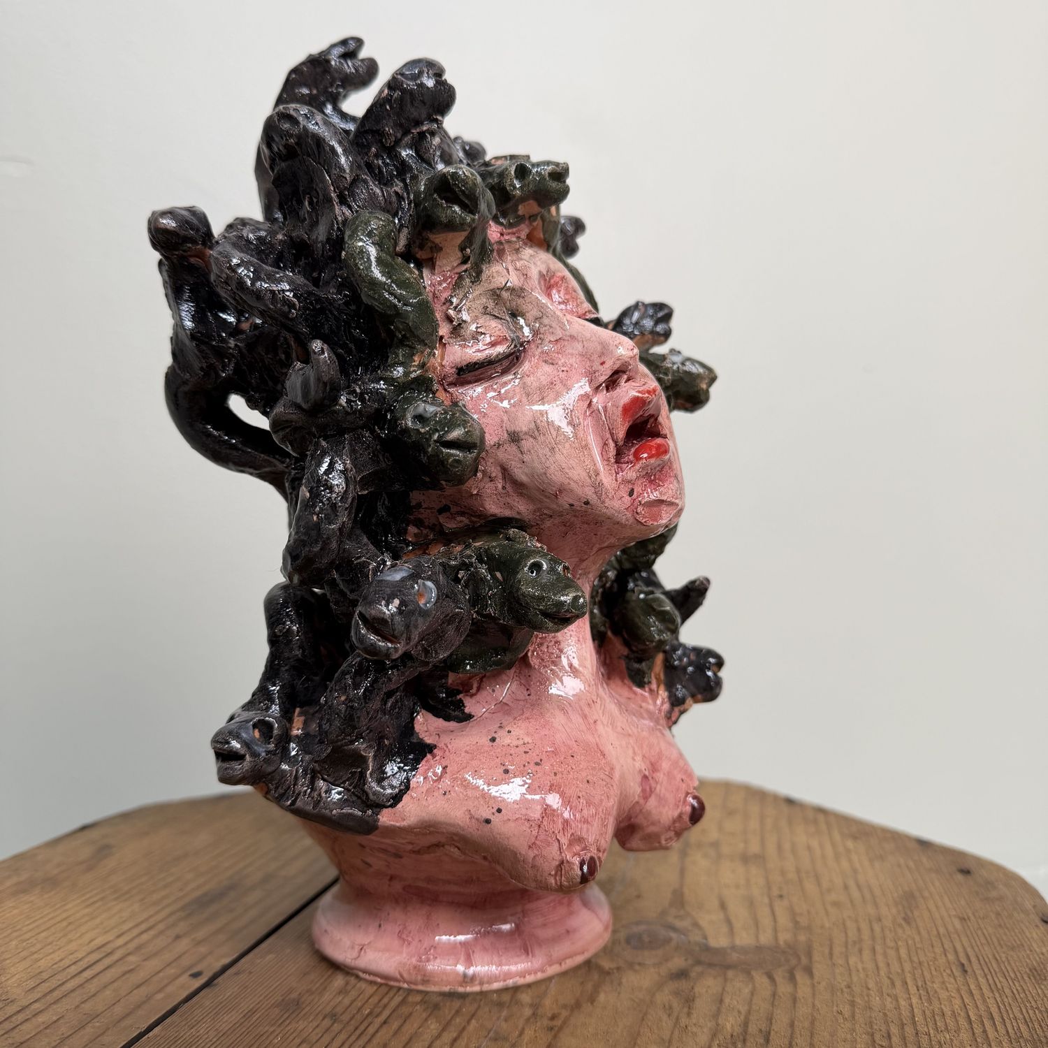 Unieke Keramieken Medusa Buste, Gennaro Condurso, Italy