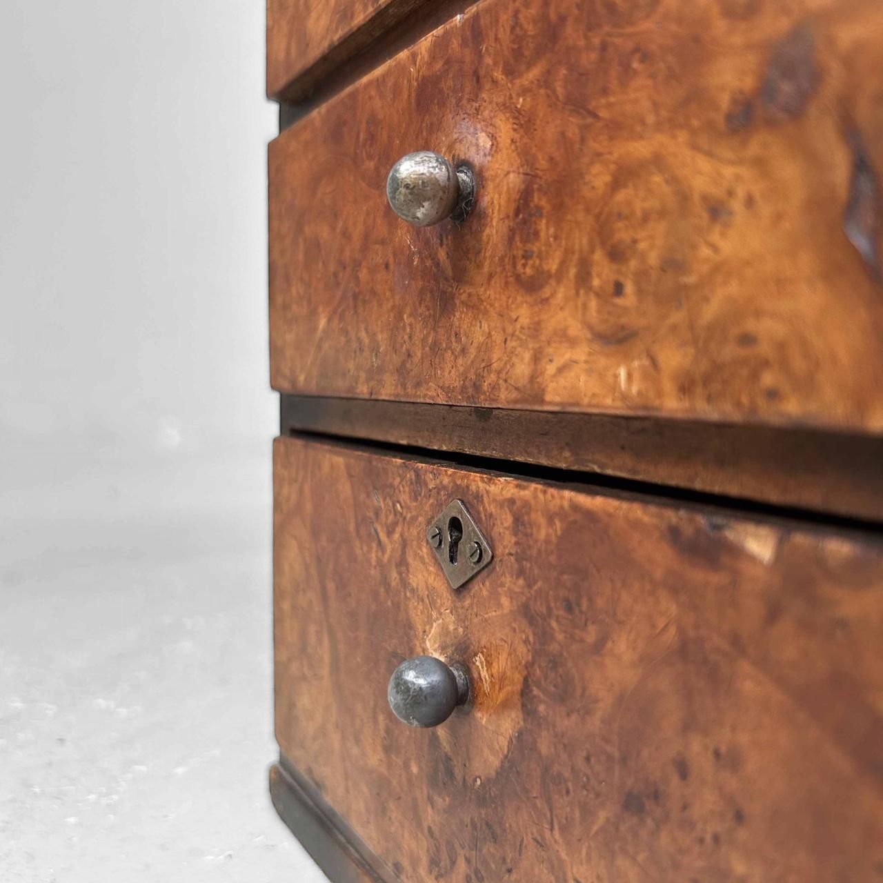 Vintage Japans Ladenkastje, Burl Wood, 1950s