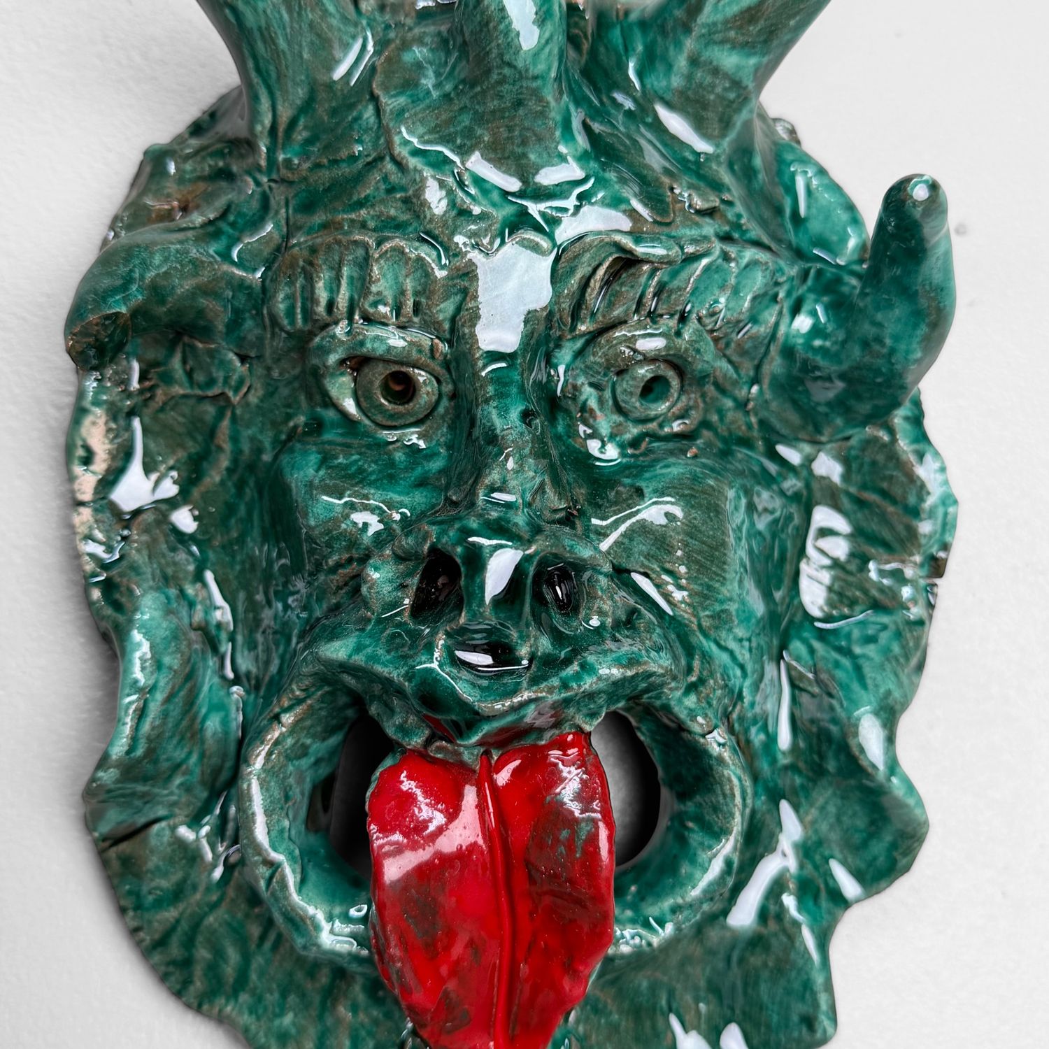 Groen Keramieken Apotropaïsch Masker, Gennaro Condurso, Italië
