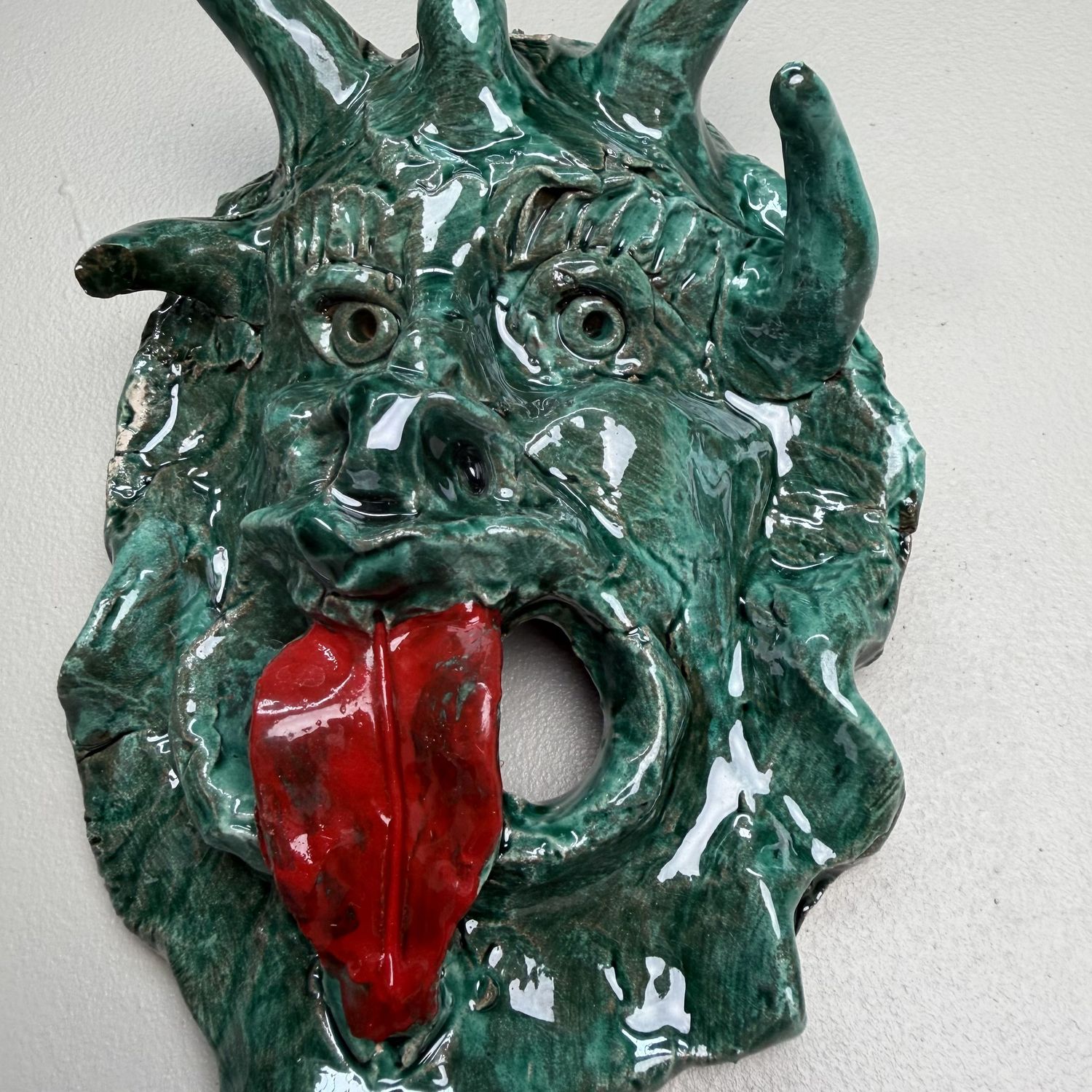 Groen Keramieken Apotropaïsch Masker, Gennaro Condurso, Italië