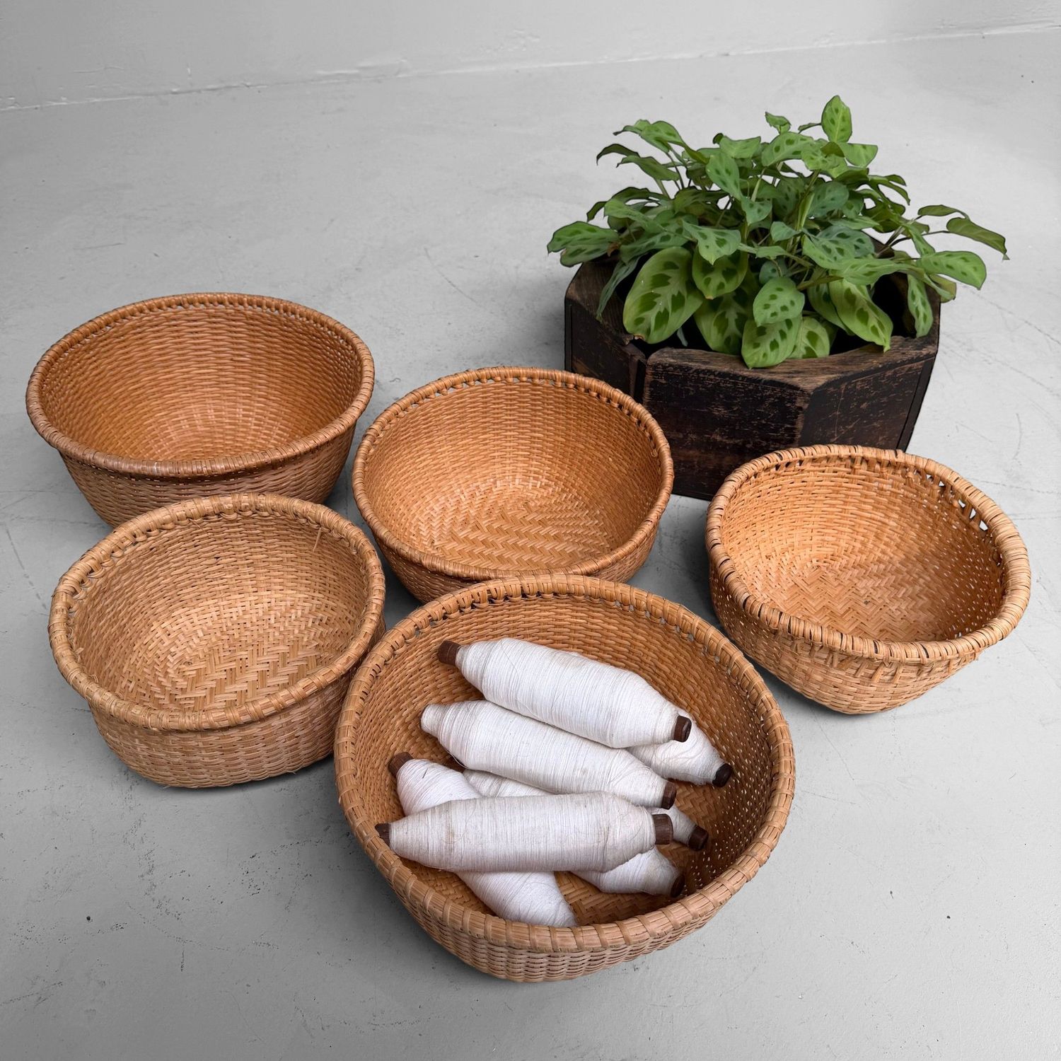Set of Five Vintage Japanese Bamboo Baskets, 1970s–1980s Set of Five Vintage Japanese Bamboo Baskets, 1970s–1980s