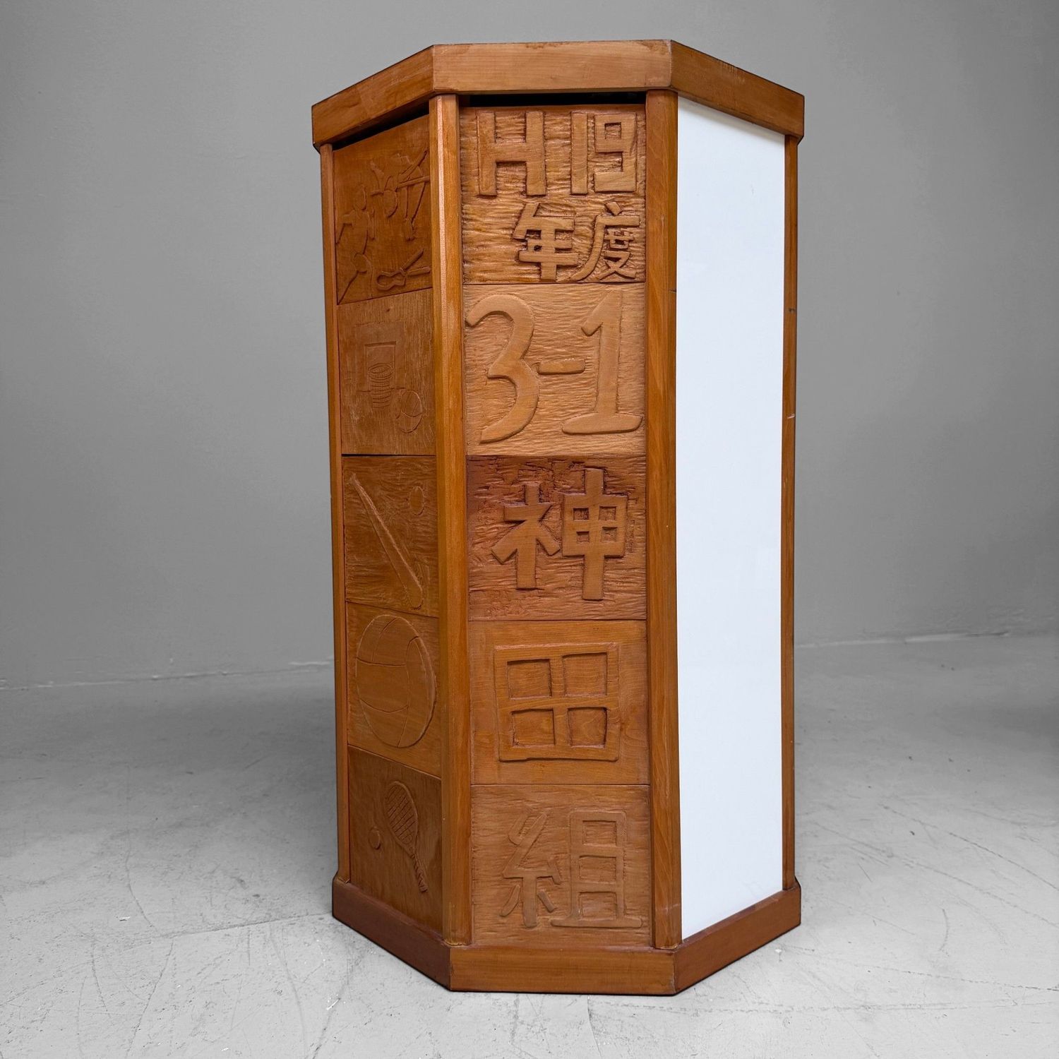 Japanse Houten Kadai / Displayzuil, Plantenstand, 1990s